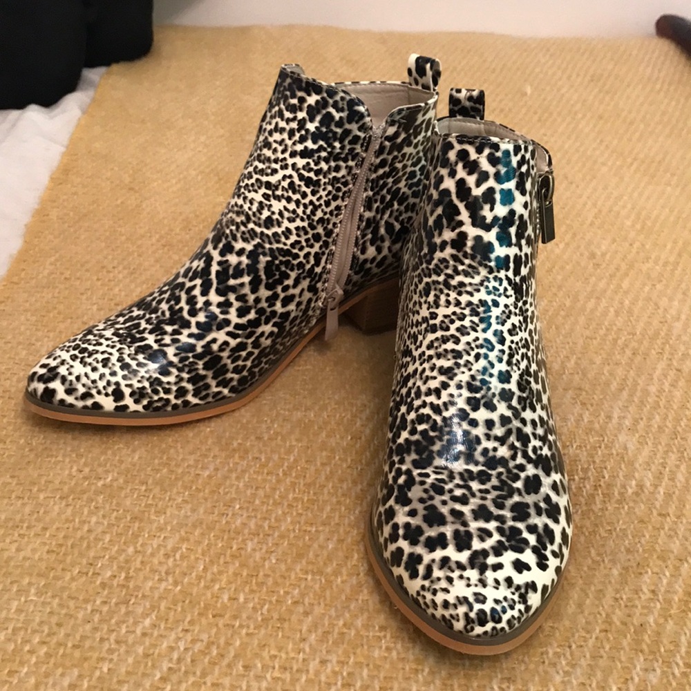 🌸Adorable Booties🌸 leopard print ankle booties